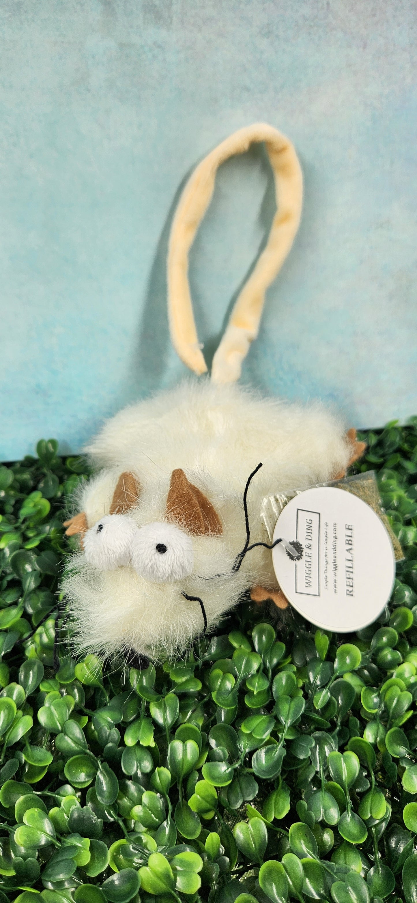 Critters - Refillable Catnip - Wiggle & Ding