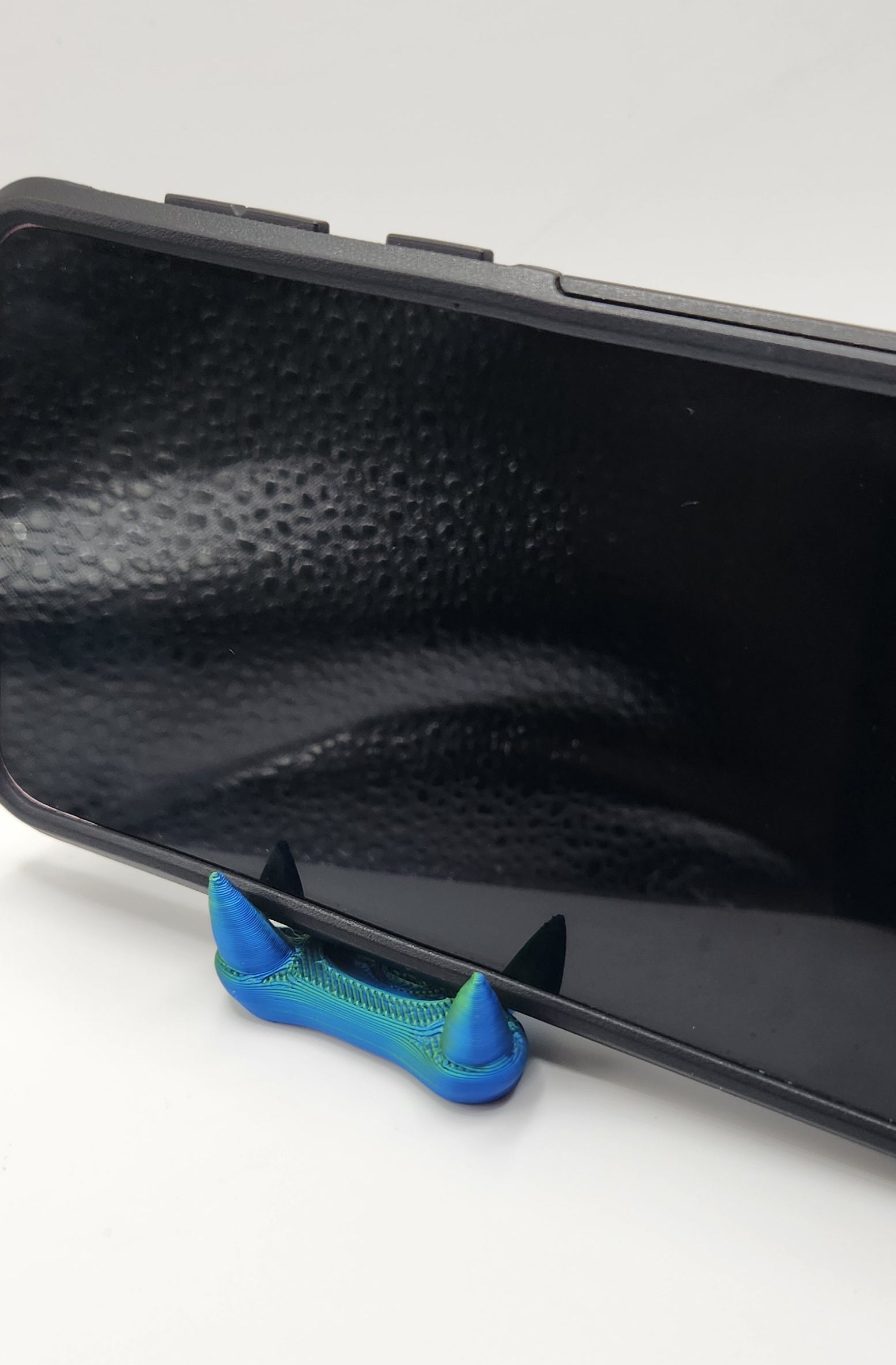 3D Dragon Cell Phone/Business Card Holder - Wiggle & Ding