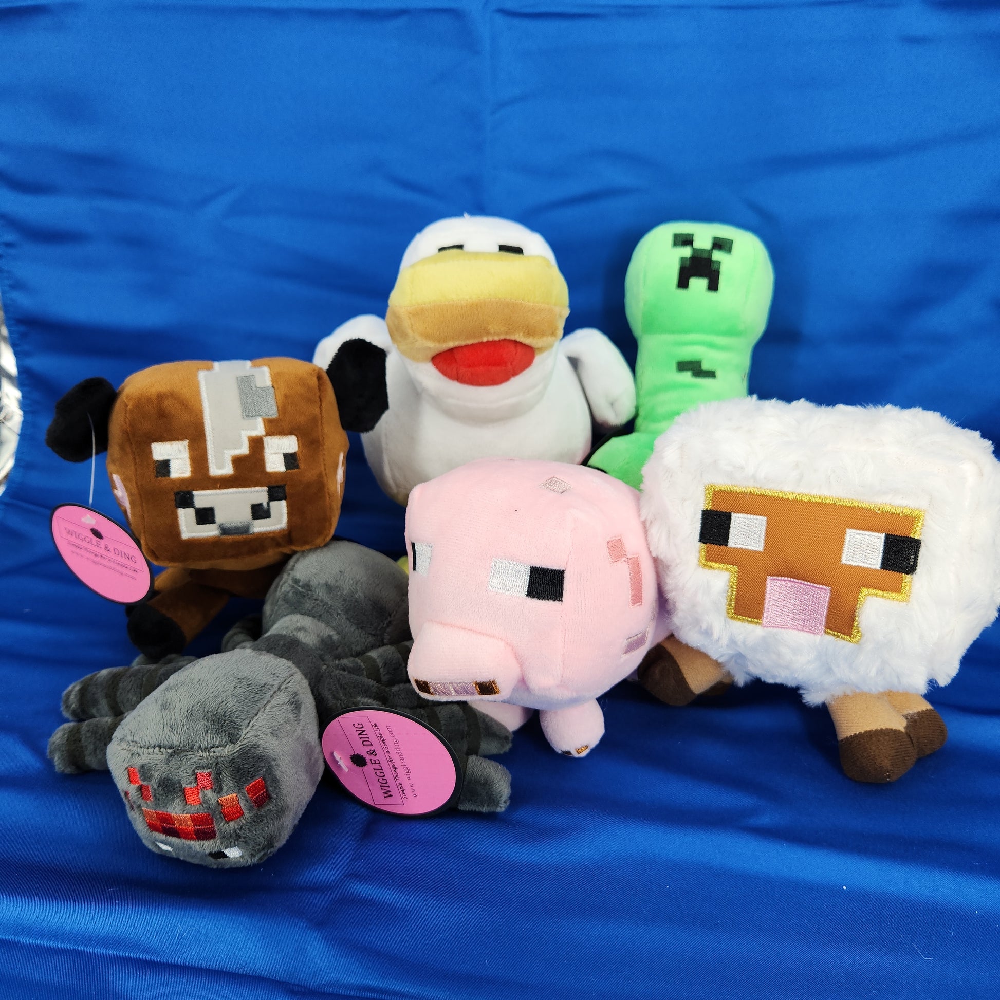 Minecraft Plush - Wiggle & Ding
